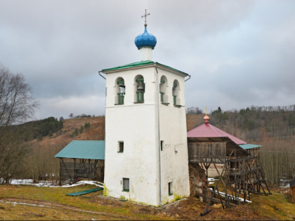 Фото: памятники архитектуры, храмы и культовые сооружения, монастыри, другие места, Мальский монастырь, Изборск