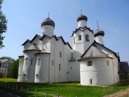 Фото: памятники архитектуры, храмы и культовые сооружения, монастыри, другие места, Спасо-Преображенский монастырь, Старая Русса